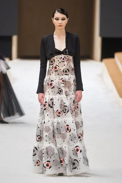 Look 28